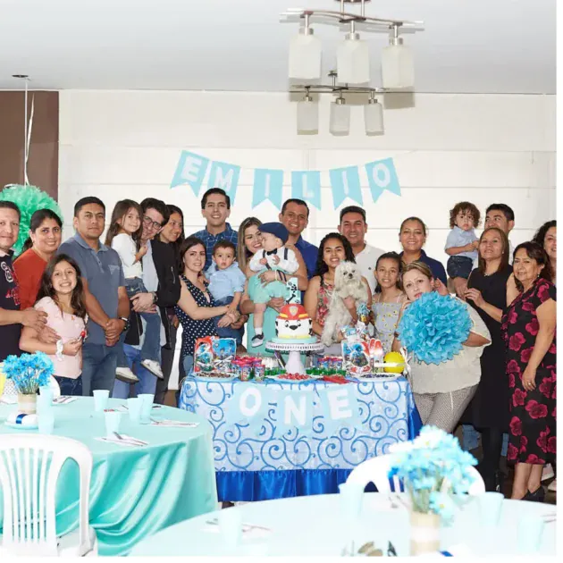 Salón decorado para fiesta de primer añito